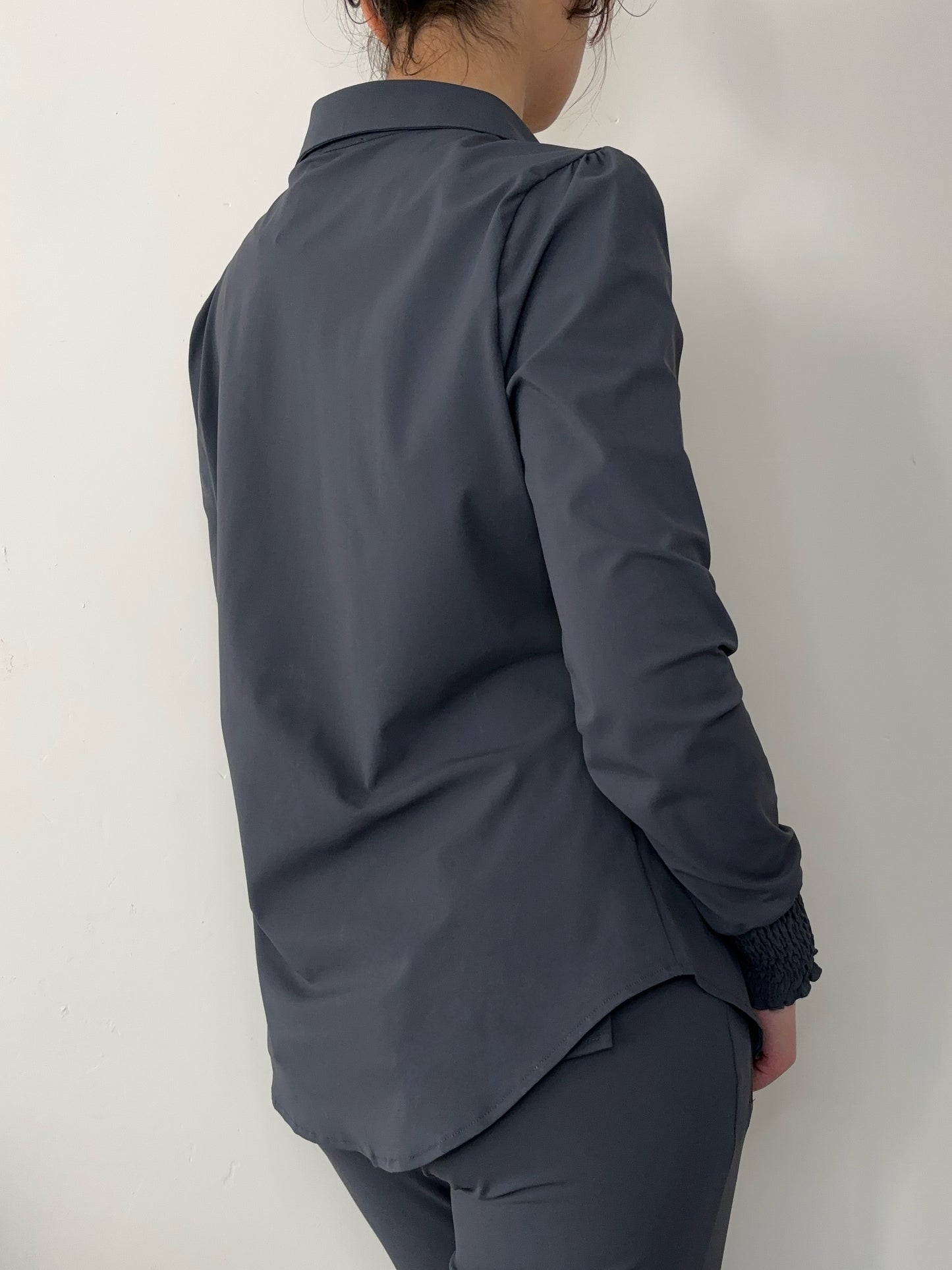 Daelin Elize Travelstof Blouse grijs back