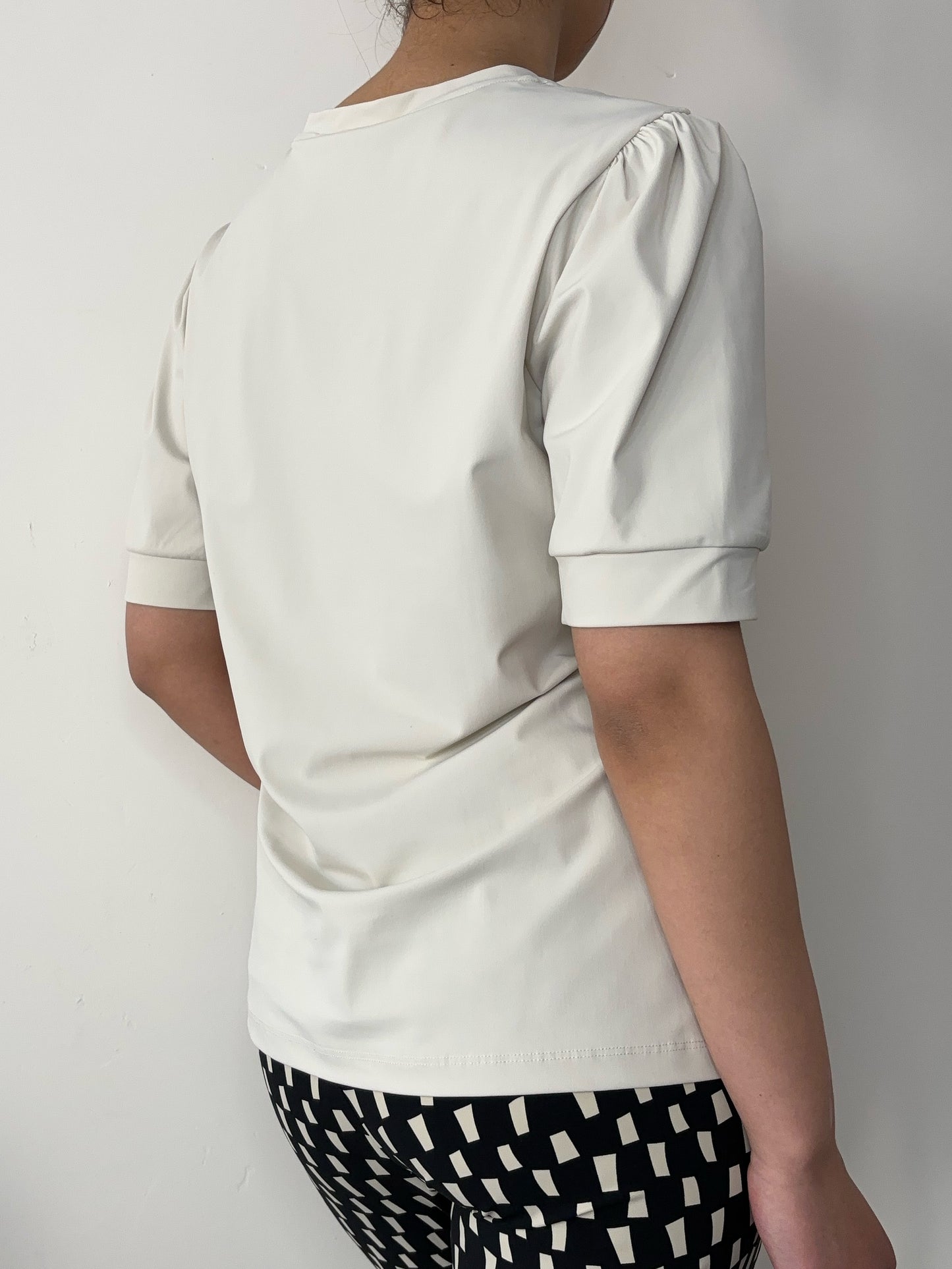 Daelin Felicia Travelstof Shirt beige back