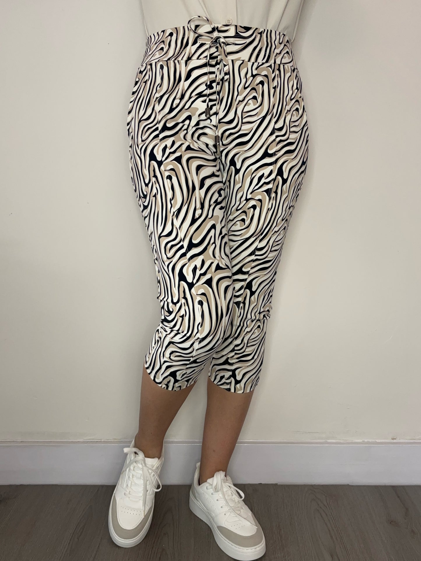 Daelin May Travelstof Broek zebra print front