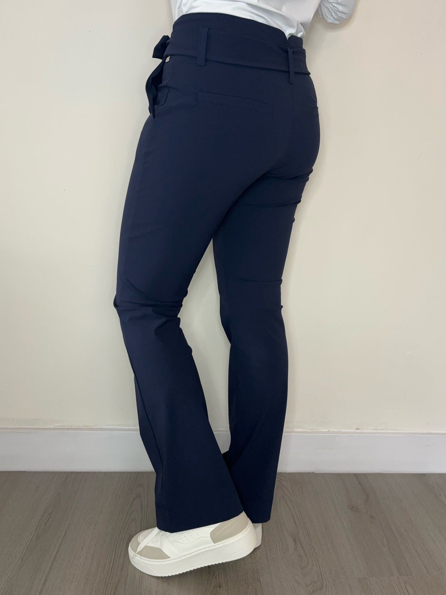 Daelin Zoë Travelstof Broek donker blauw back
