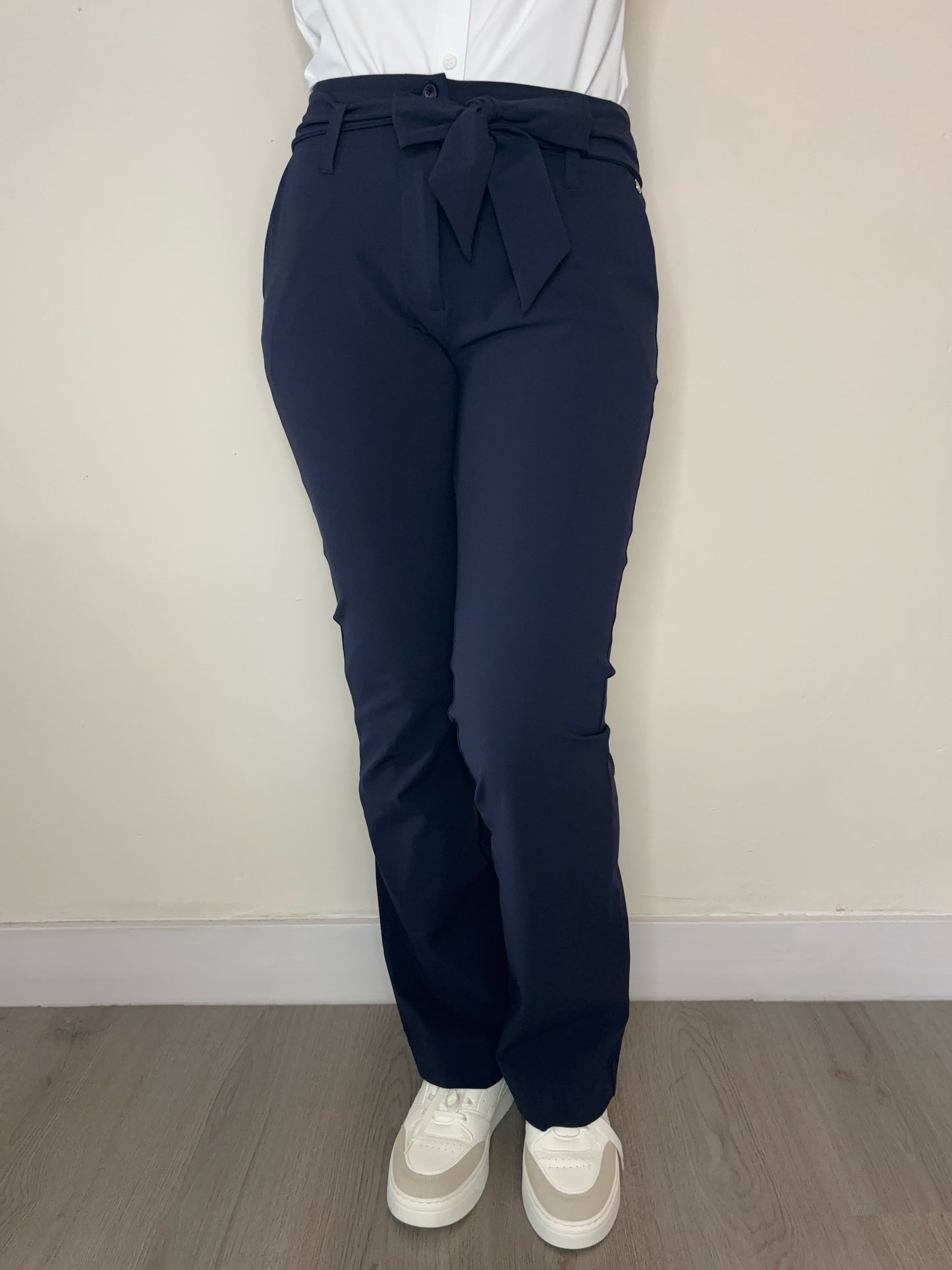 Daelin Zoë Travelstof Broek donker blauw front