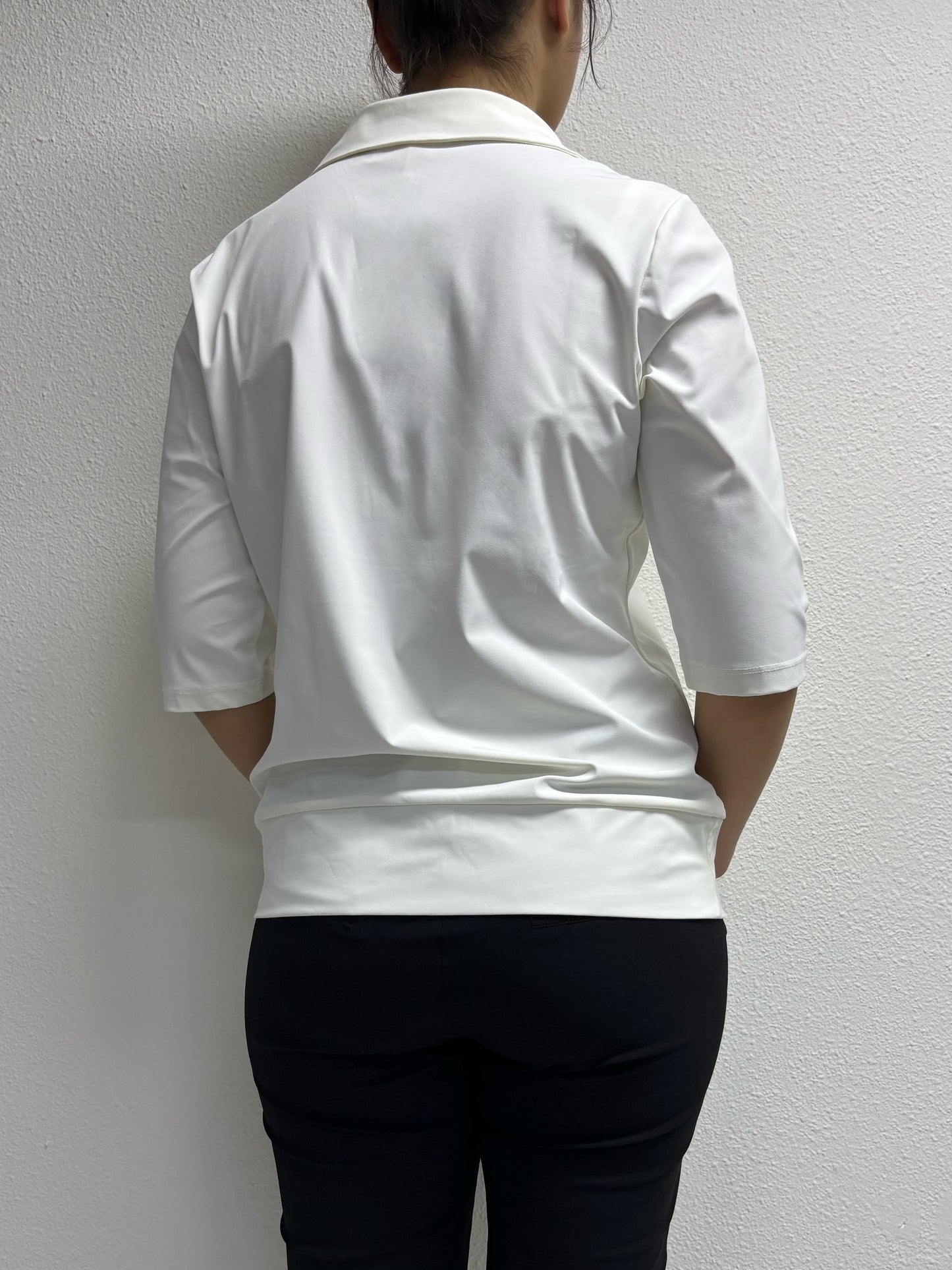 Daelin Eleanor Travelstof Shirt