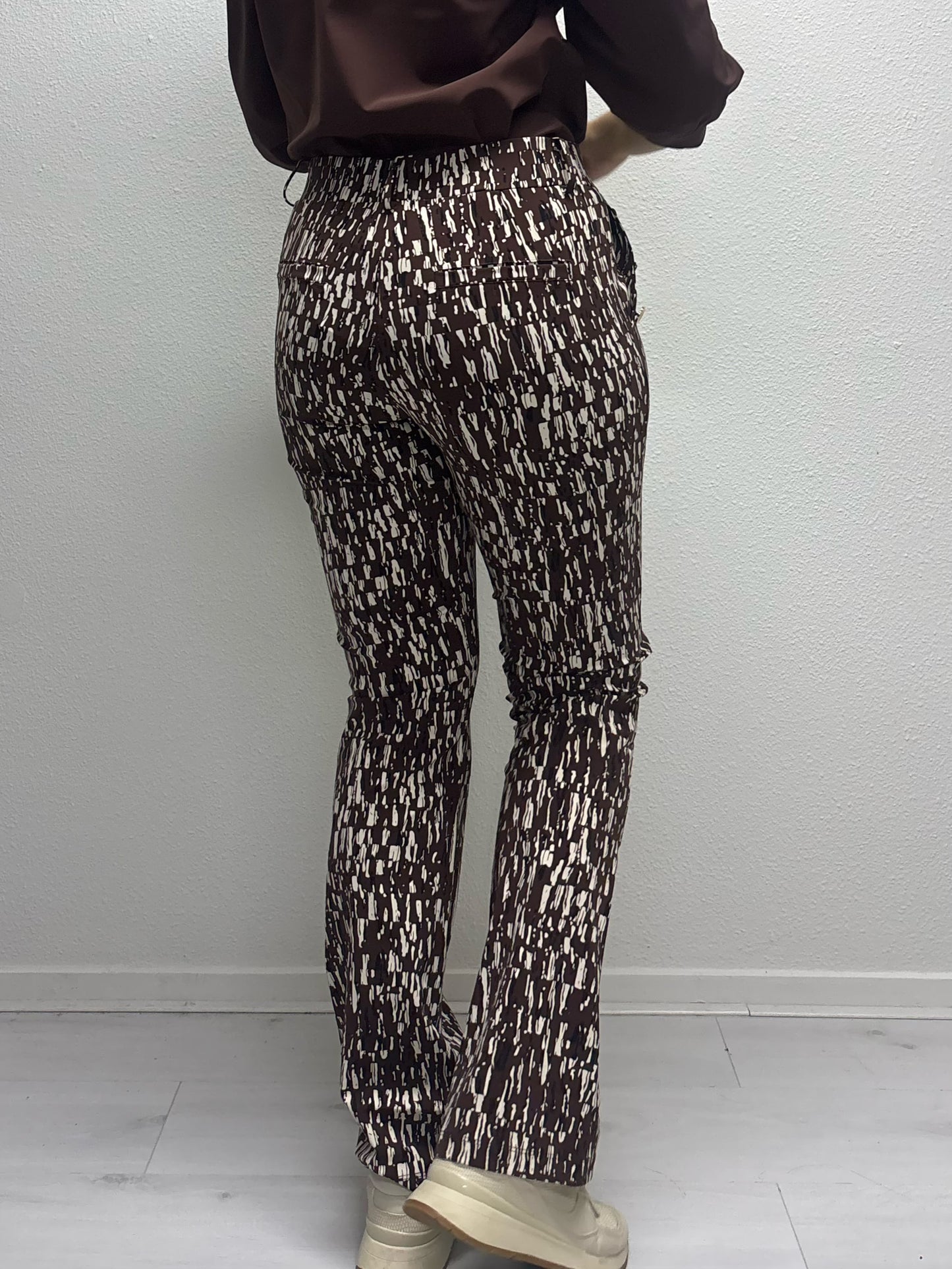 Daelin Elga Travelstof Flared Broek