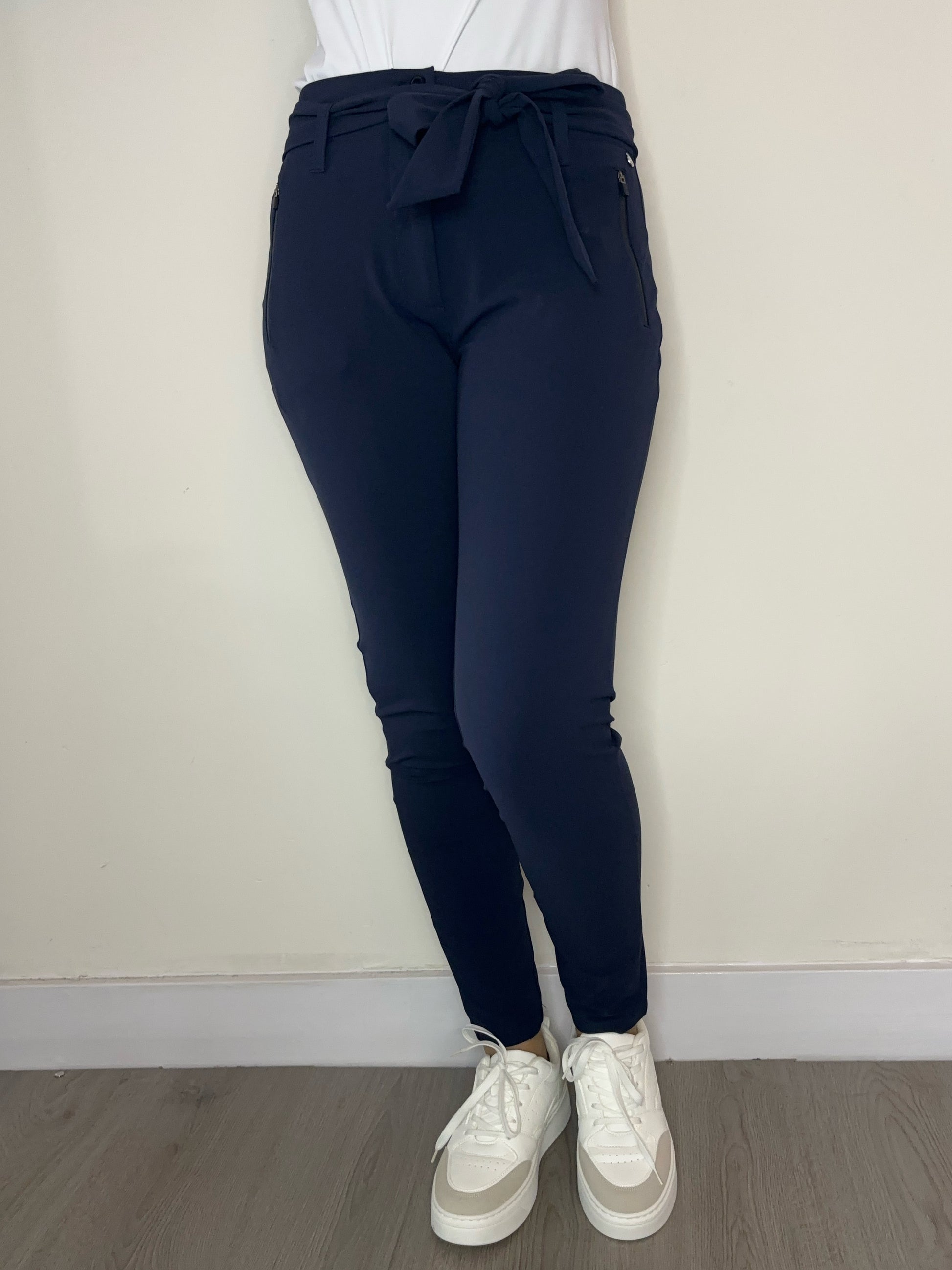 Daelin Foxy Travelstof Broek donker blauw front