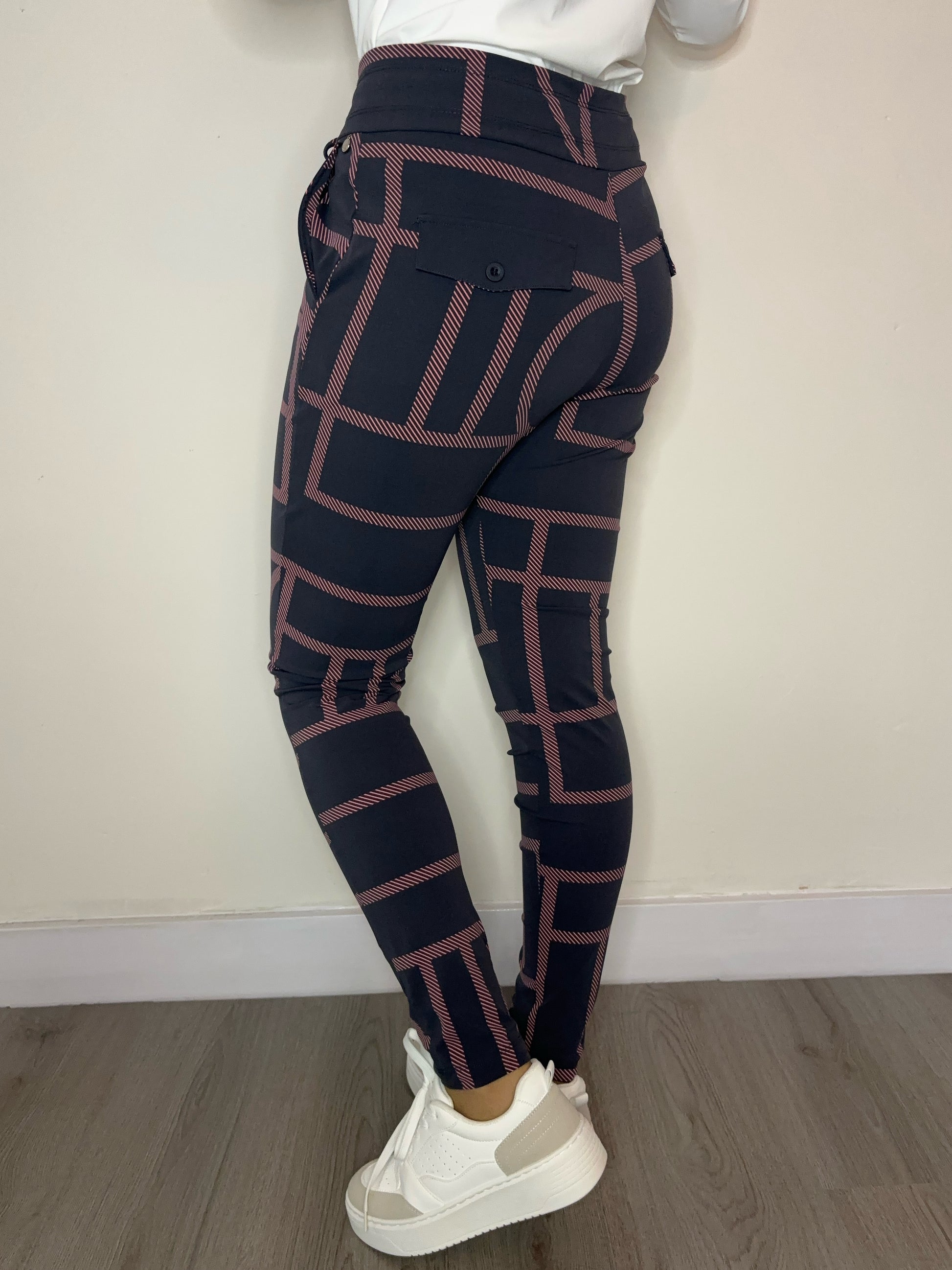 Daelin Gaby Travelstof Broek graphic stripes print back