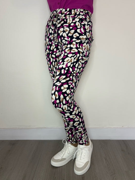 Daelin Galilea Travelstof Broek panter/leopard print front