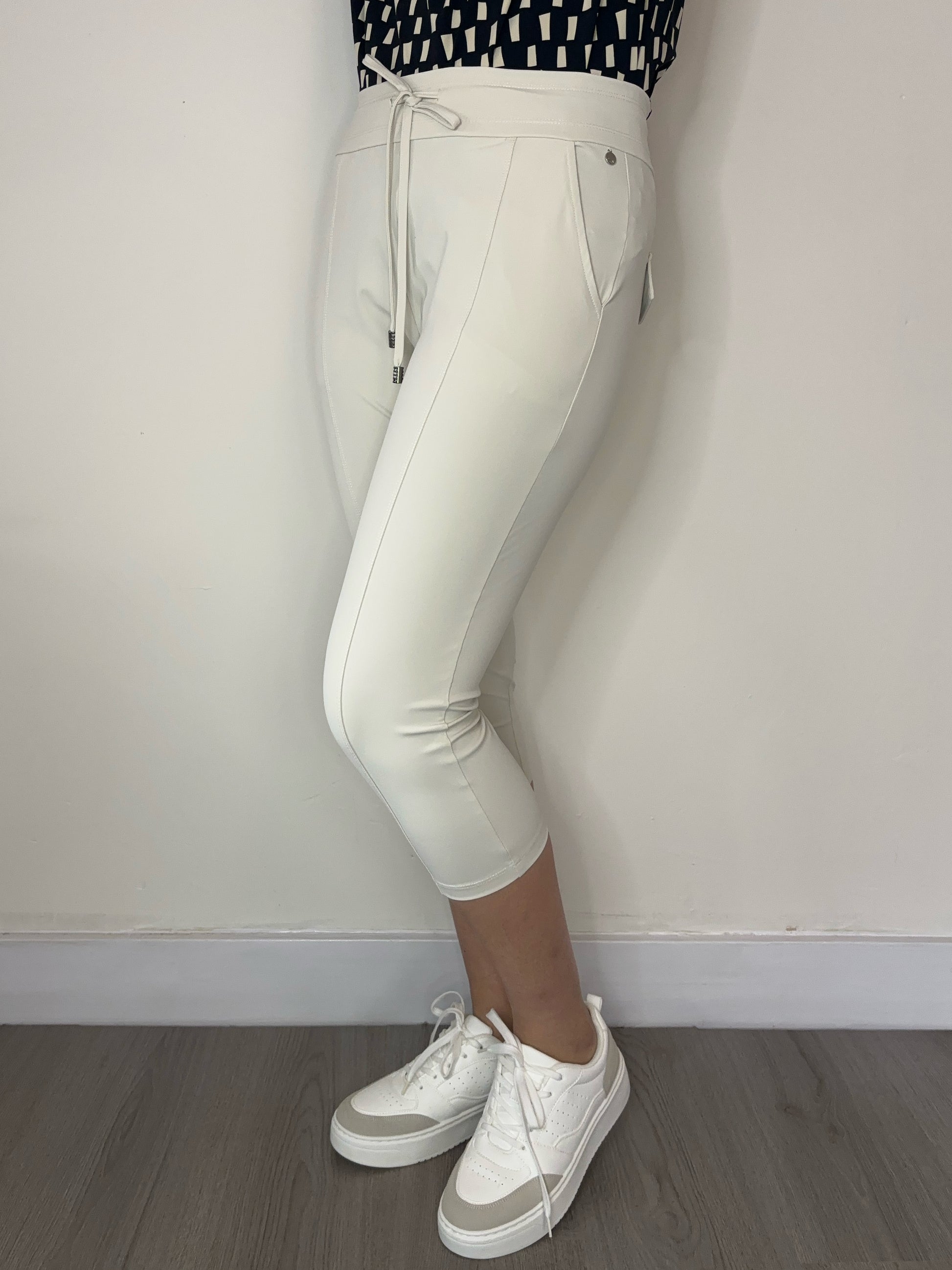 Daelin Hailey Travelstof 3/4 Broek beige