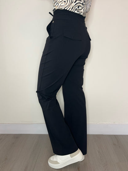 Daelin Helena Travelstof Broek zwart back