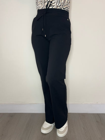 Daelin Helena Travelstof Broek zwart front