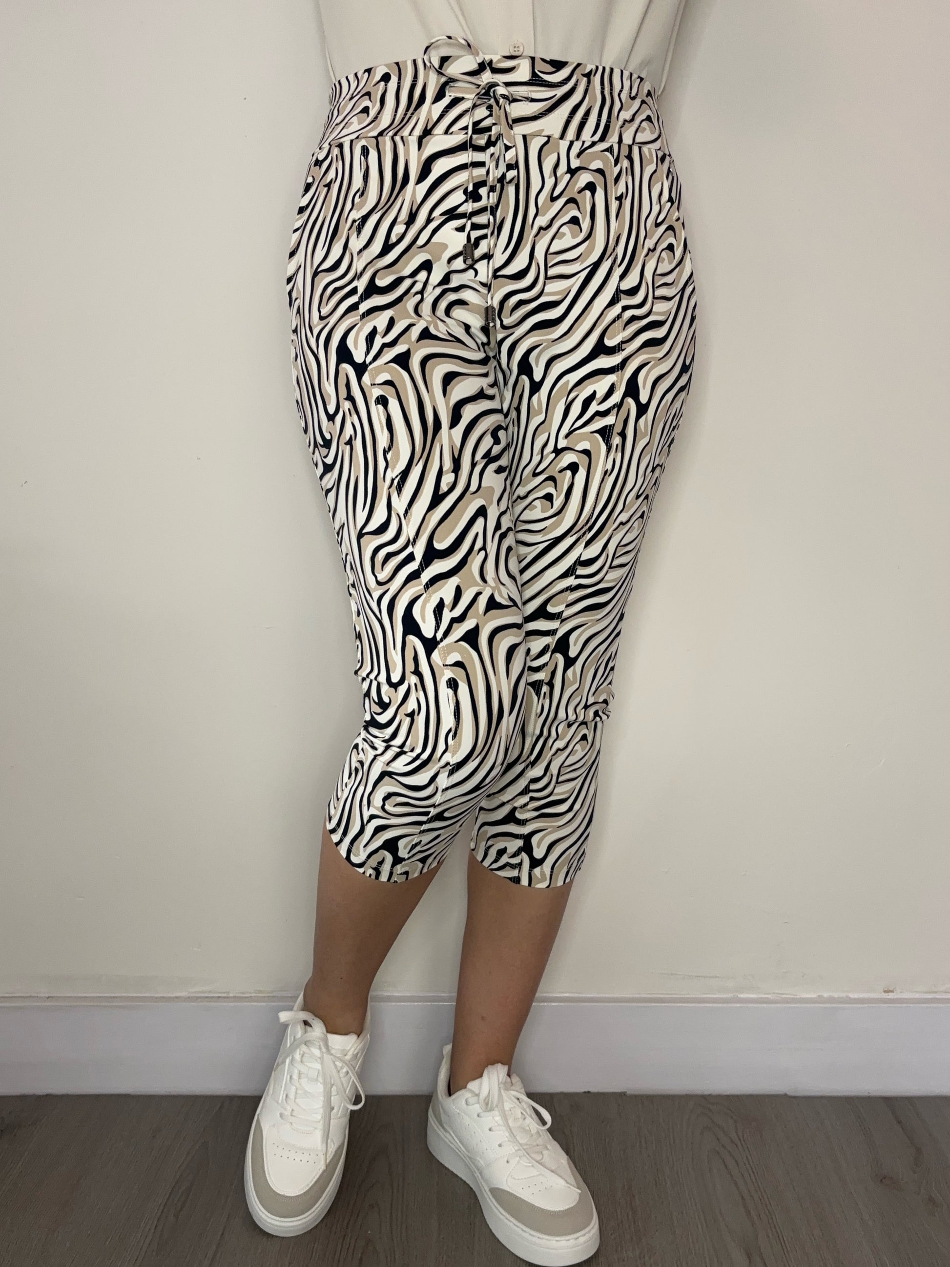 Daelin May Travelstof Broek zebra print front